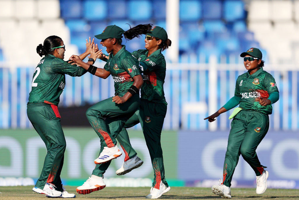 নারী ক্রিকেটারদের বেতন বাড়াল বিসিবি